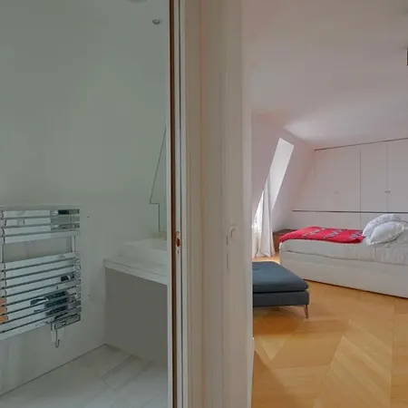 Апартаменты Au Coeur St Germain